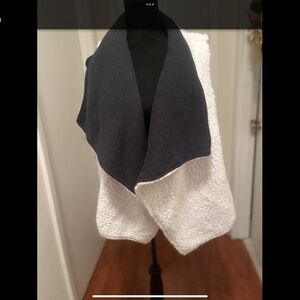 Sherpa reversible vest